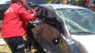 Balıkesir'de iki otomobil çarpıştı: 7 yaralı