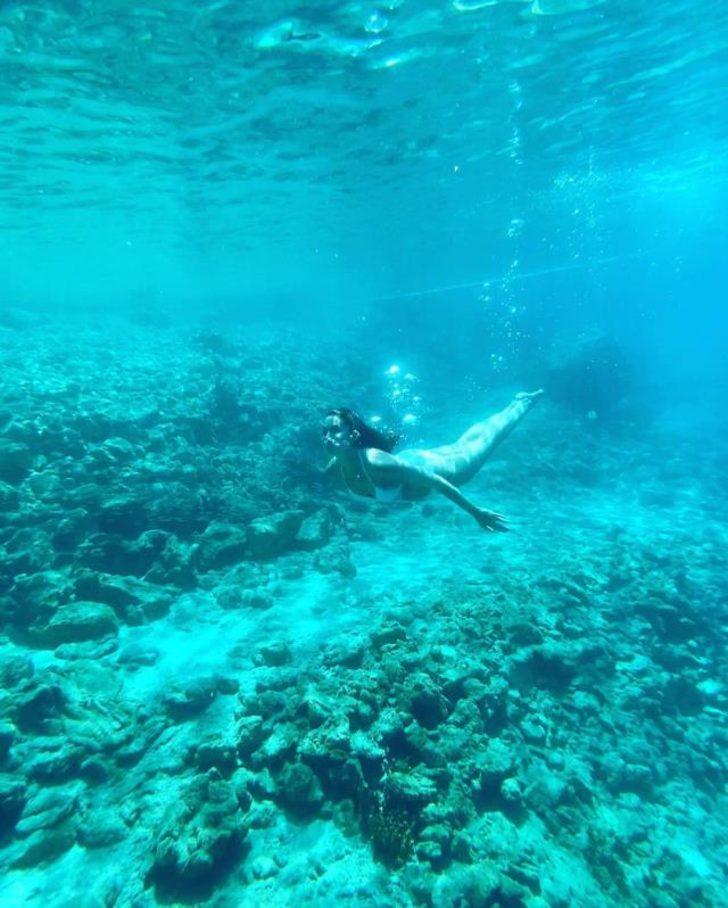 Final yapan Maraşlı dizisinin Firuzan'ı Rojda Demirer, su altında şov yaptı G4