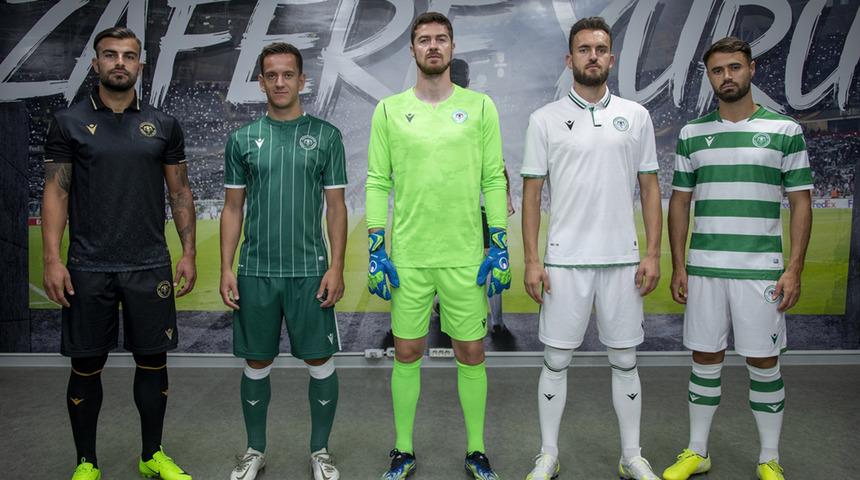 Konyaspor'un yeni formaları tanıtıldı
