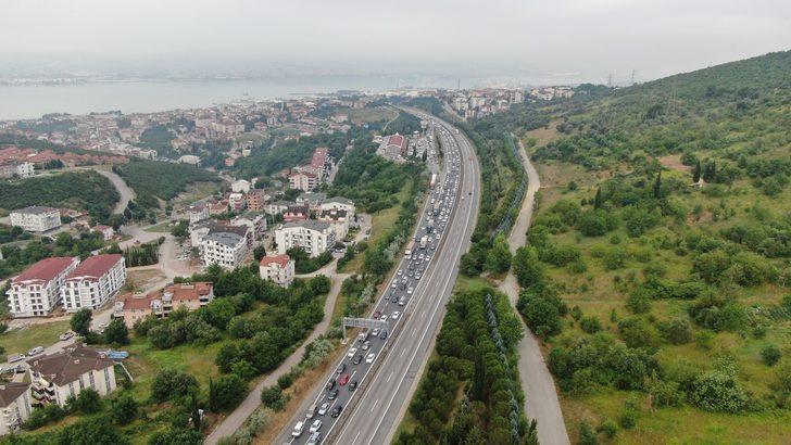 Bayram tatilinin ilk gününde TEM’de yoğunluk G5