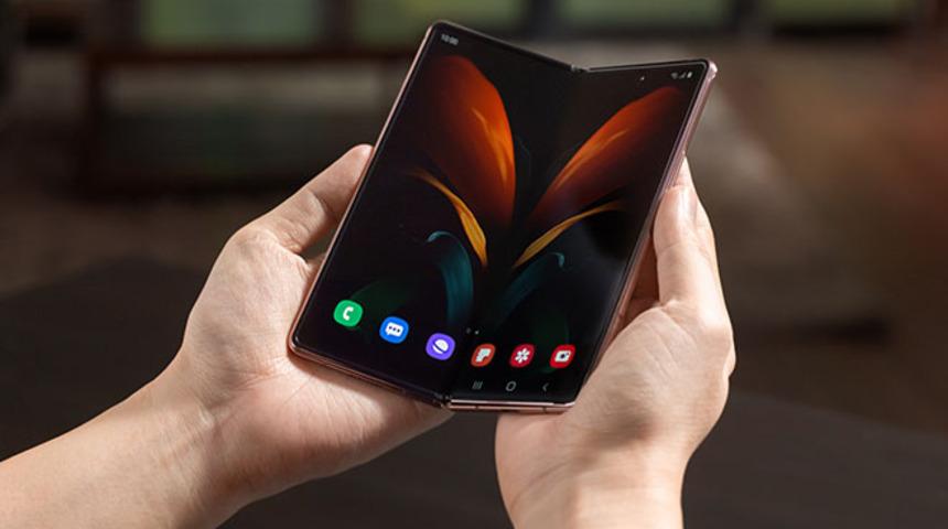 Realme’nin katlanabilir ekranlı tasarımı ortaya çıktı