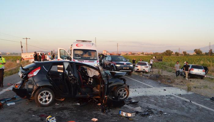 Aksaray'da zincirleme kaza: 4 kişi hayatını kaybetti
