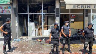 Mersin'de mobilya atölyesinde çıkan yangında 2 kişi yaşamını yitirdi