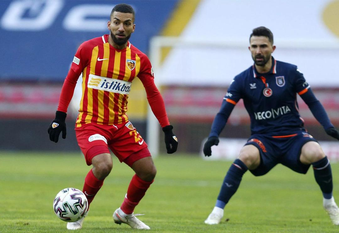 S&uuml;per Lig'de şok ayrılık! Lennon ile yollar ayrıldı