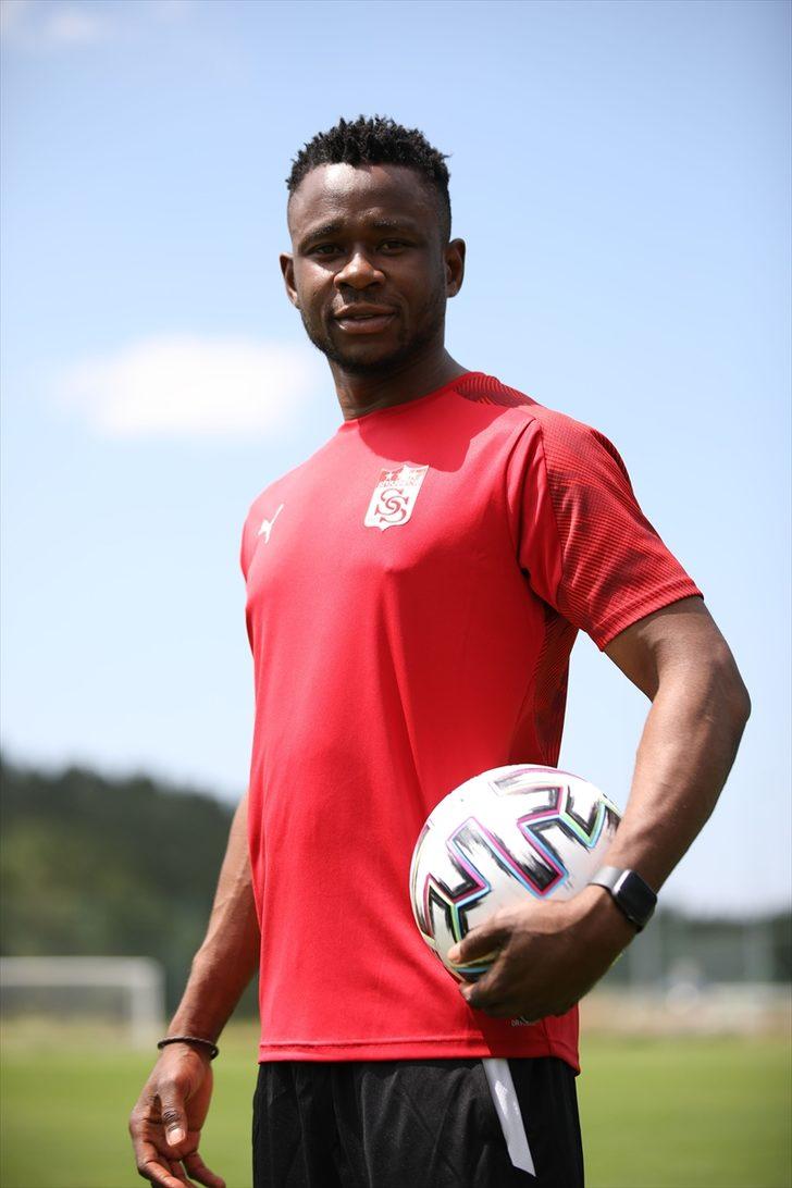 Sivasspor'un yeni transferi James'den açıklama: G2