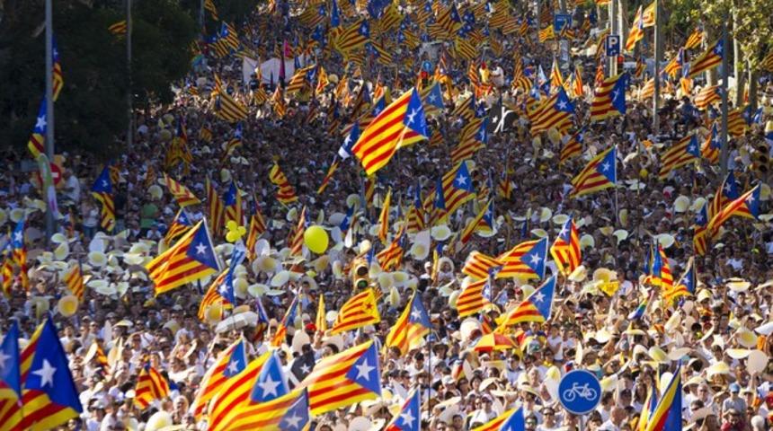 İspanya Anayasa Mahkemesi, Katalan parlamentosunun 'bağımsızlık oturumunu' iptal etti