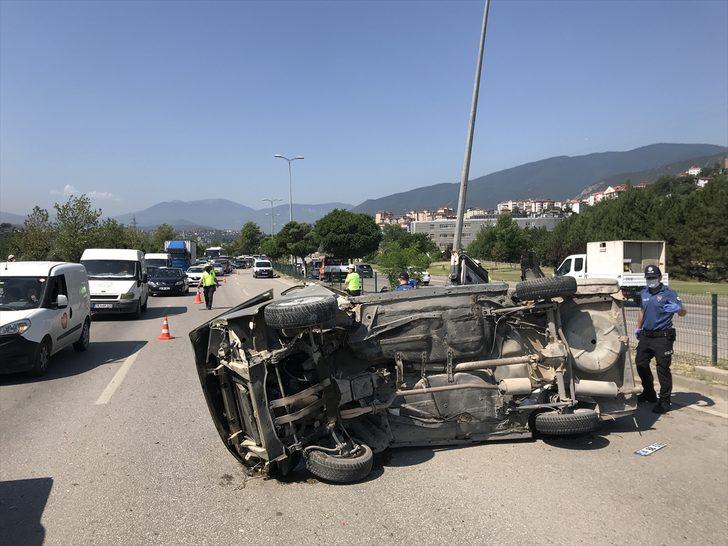 Karabük'te iki otomobil çarpıştı: 4 yaralı G1