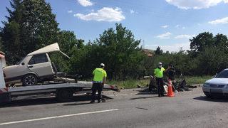 Ankara'da korkunç kaza! Makas atan otomobil ortadan ikiye bölündü: 1 ölü, 10 yaralı