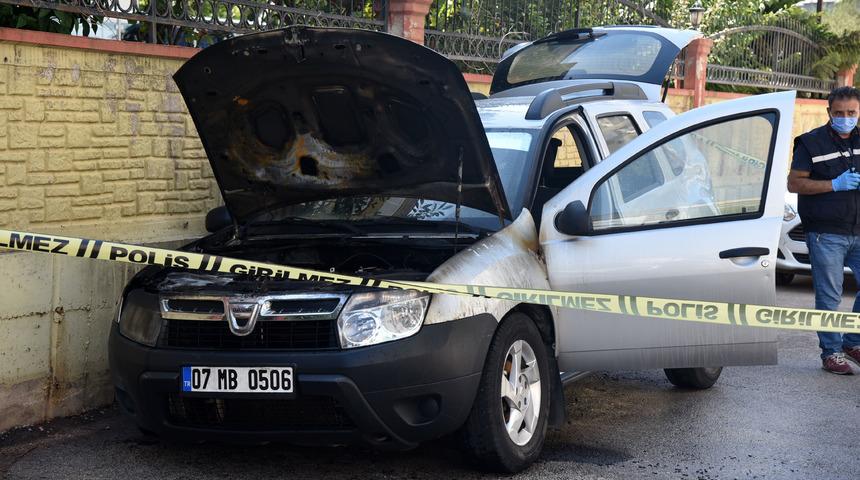Kız arkadaşının otomobilini kundakladı! "Söylemişti, inanmamıştım"