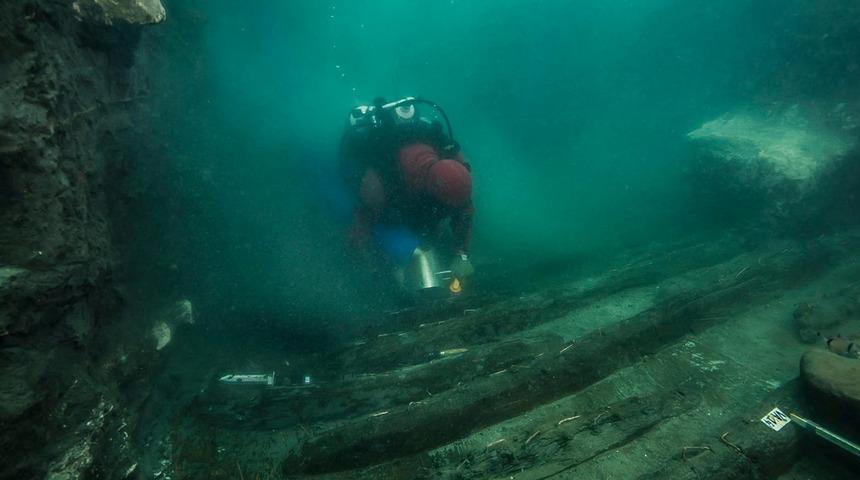 Mısır'da Ptolemaios dönemine ait batık bir savaş gemisi bulundu