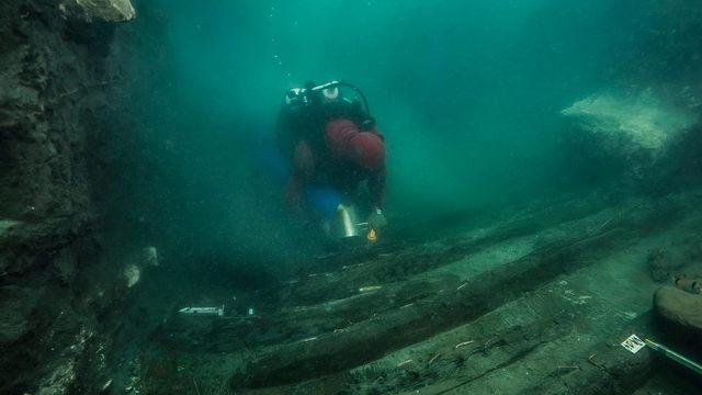 Mısır'da Ptolemaios dönemine ait batık bir savaş gemisi bulundu