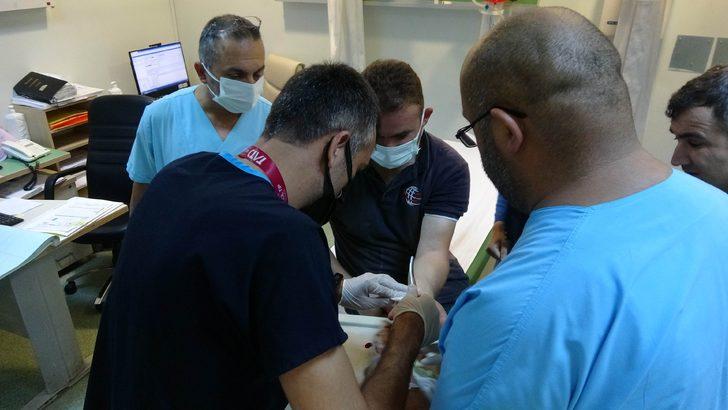 Bir Kurban Bayramı klasiği! Acemi kasaplar yine kendilerini kesti G5