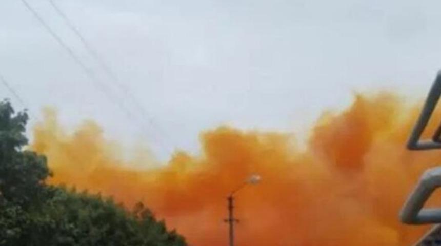 Ukrayna’da azot fabrikasında patlama: Gökyüzü turuncu dumanla kaplandı