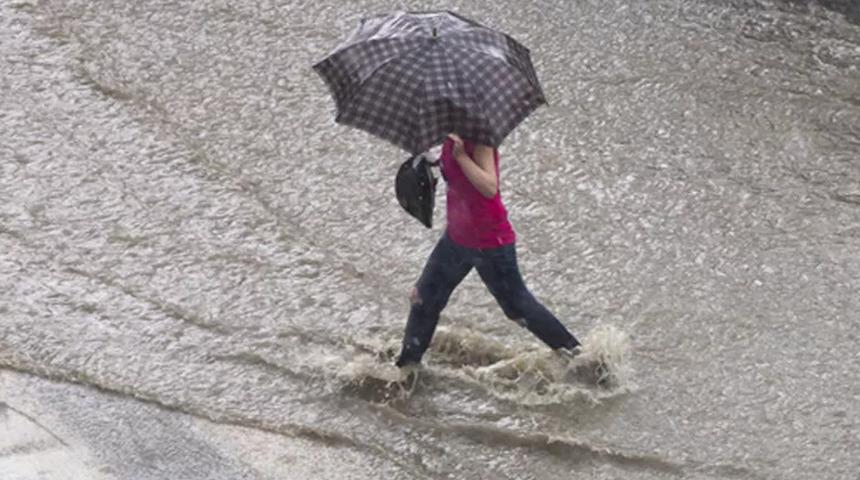 Meteoroloji'den çok sayıda ile sağanak uyarısı! Kuvvetli geliyor