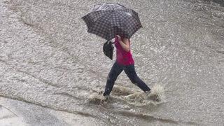 Meteoroloji'den çok sayıda ile sağanak uyarısı! Kuvvetli geliyor