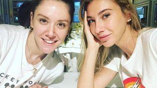 Şeyma Subaşı'nın kız kardeşi Kübra Açıl, Ayça Çağla Altunkaya ile tatile çıktı