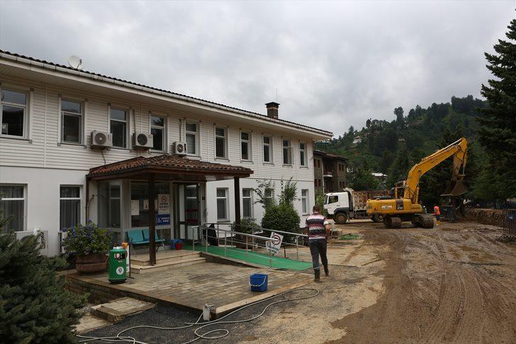 Rize'de afet bölgesindeki vatandaşlar buruk bir bayram geçiriyor G5