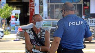 Yolda yürüyen kadınlara taciz iddiası ortalığı karıştırdı