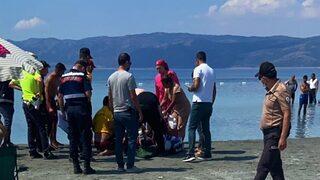 Salda Gölü'ne serinlemek için giren genç boğuldu