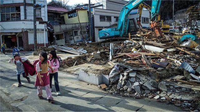 Japonya da  gaman : Zorluklar karşısında sabır ve sebat ile sosyal bağları korumak 1