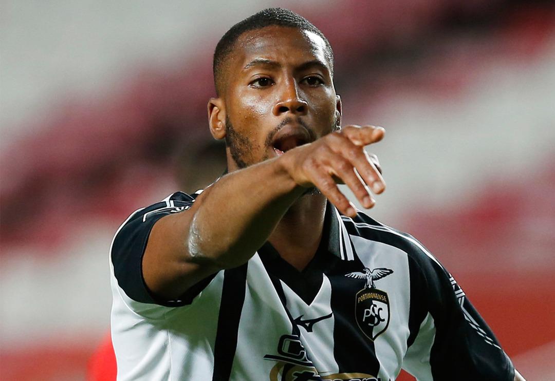 Fenerbah&ccedil;e Beto'yu kiralamak istiyor