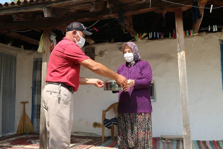 Edirne'de "köy meydanında kurban eti ikramı" geleneği bir asırdır yaşatılıyor G1