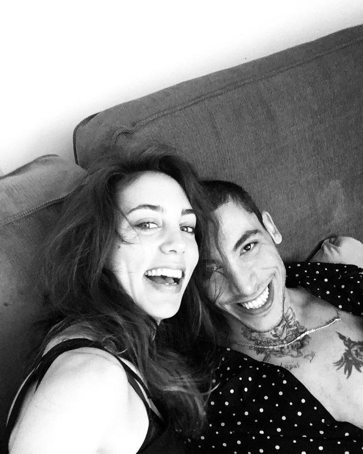 Öykü Karayel ile Can Bonomo Çeşme'de görüntülendi  G5