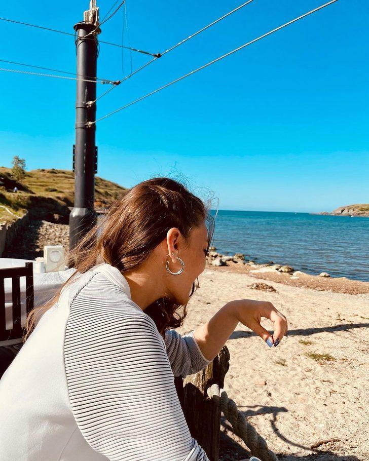 Sıcaktan bunalan Aslı Enver bakın ne yaptı! Enver'in o paylaşımı takipçilerini gülümsetti G4