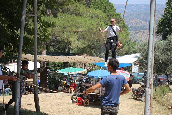 Beydağ'da "Kızlar Genceri Bayramı" kutlandı G2