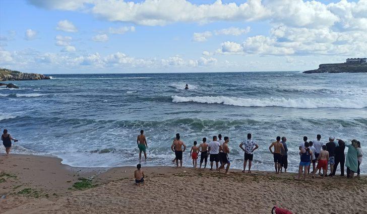 Kocaeli'de denizde kaybolan genci arama çalışmalarına ara verildi G3