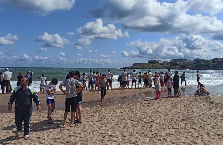 Kocaeli'de denizde kaybolan genci arama çalışmalarına ara verildi G5