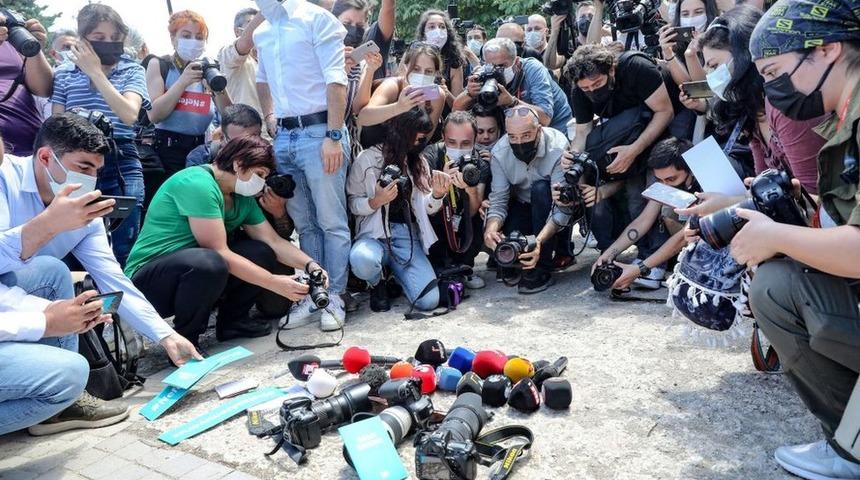 Ulusal ve uluslararası 23 basın kurumu: T&uuml;rkiye'nin 'yabancı fonlu' haber mecraları ile ilgili yeni d&uuml;zenleme &ouml;nerisi b&uuml;y&uuml;k endişe yaratıyor
