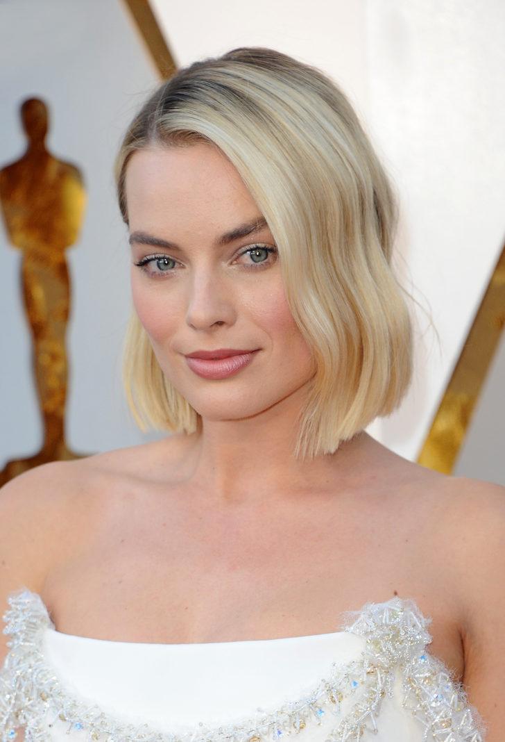 Margot Robbie'den itiraf: Yıllarca rol arkadaşımın karton maketiyle uyudum G3