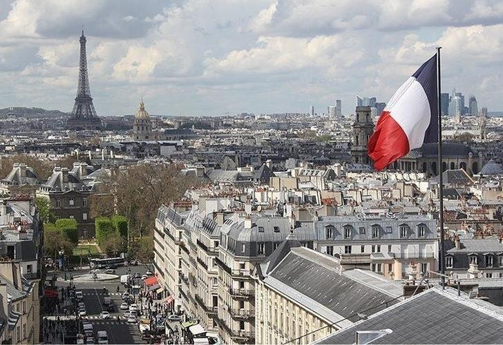 Fransa'da, El-Kaide tehdidi nedeniyle terör alarmı verildi