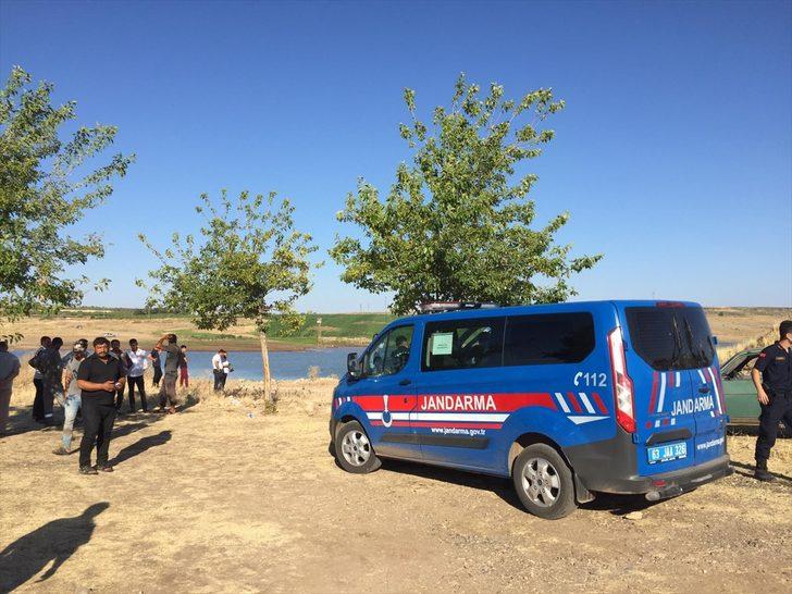 Şanlıurfa'da Atatürk Baraj Gölü'ne giren 3 kardeşten biri hayatını kaybetti, 2'si kayboldu G2