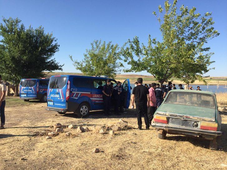 Şanlıurfa'da Atatürk Baraj Gölü'ne giren 3 kardeşten biri hayatını kaybetti, 2'si kayboldu G3