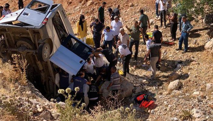 Nemrut dönüşü feci kaza: 2 ölü, 5 ağır yaralı