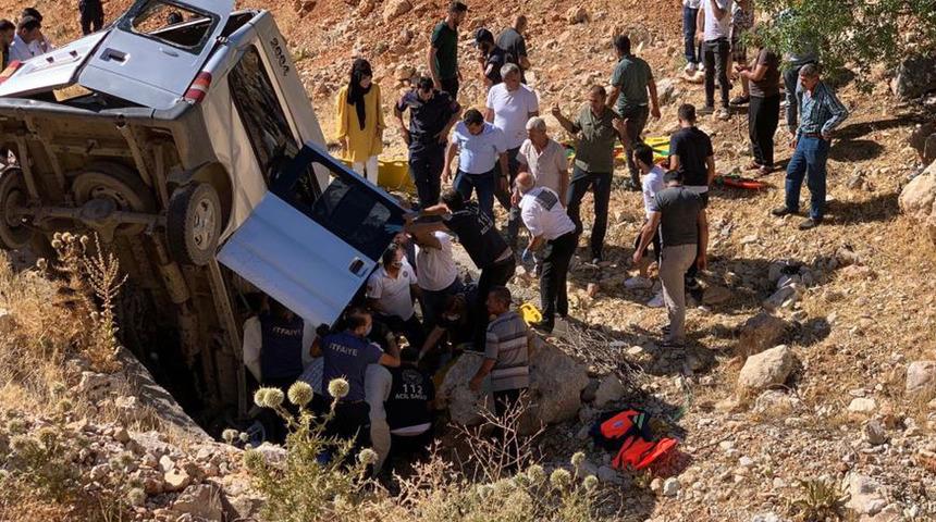 Nemrut dönüşü feci kaza: 2 ölü, 5 ağır yaralı