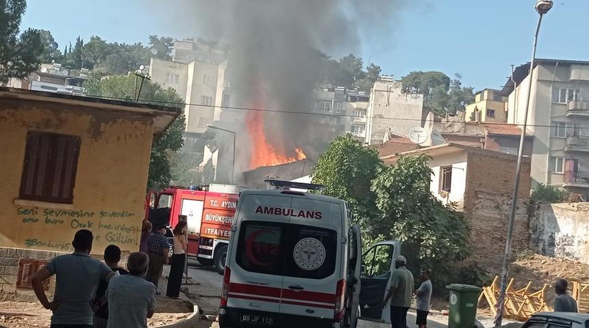 Helyum gazı bomba gibi patladı! Mahalleli sokağa fırladı