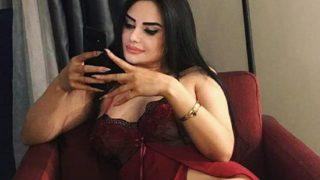 Naz Mila transparan beyaz mayosuyla takipçilerini şaşı etti