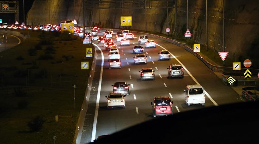 Bolu Dağı Tüneli viyadüğünde zincirleme kaza