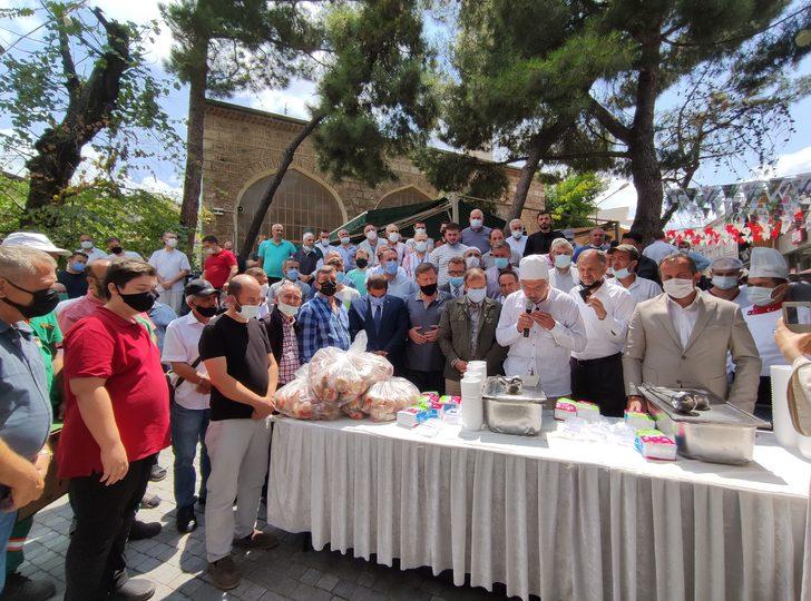 80 yıl ara verildi, tekrar başladı! Bursa'da 5 asırdır yılda bir defa pişen çorbaya yoğun ilgi G1