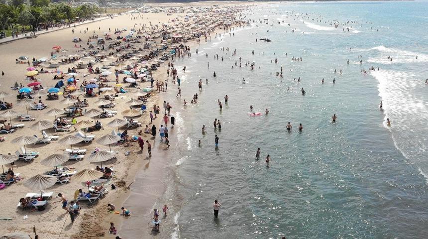 Kandıra’da denize girmek yeninden yasaklandı