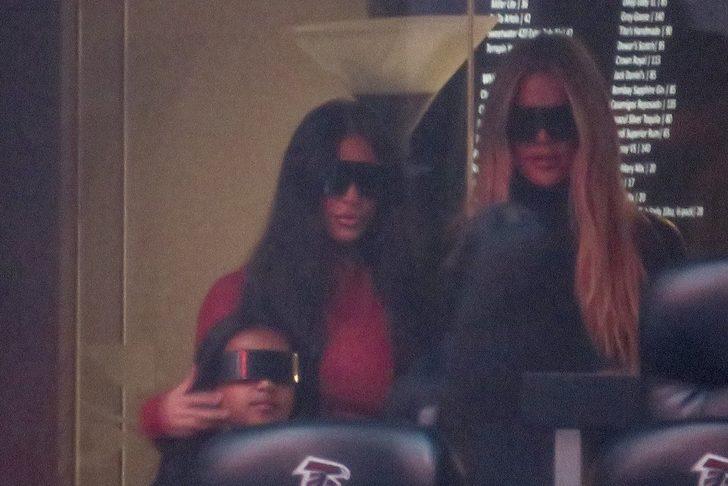 Kim Kardashian aylar sonra Kanye West ile birlikte görüntülendi G4