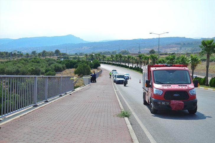 Mersin'de trafik kazasında ölen baba ve kızının cenazeleri Kahramanmaraş'a gönderildi G4