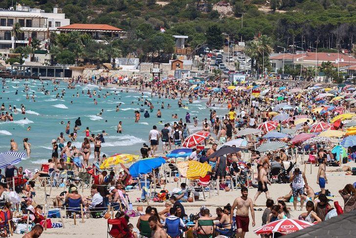 Ege Bölgesi'nin turistik ilçelerinde hem tatil hem de dönüş yolculuğu devam ediyor G1