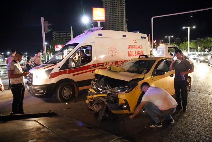 Elazığ'da trafik kazası: 4 yaralı G2