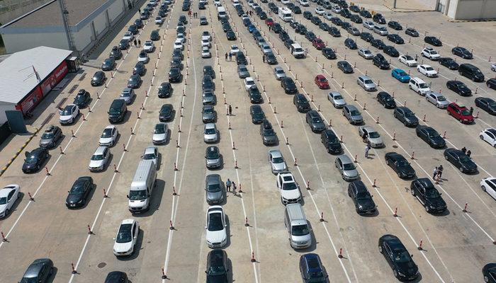 Kapıkule'de gurbetçi yoğunluğu yaşanıyor