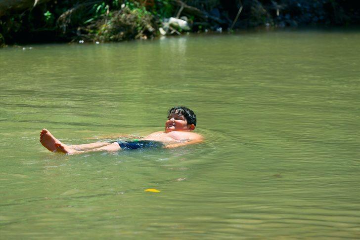 Sakarya'daki Maden Deresi ve Şelalesi bayramda ziyaretçi akınına uğradı G5