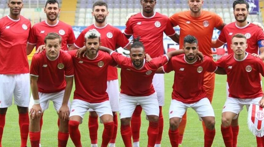 Antalyaspor'dan 4 gollü galibiyet